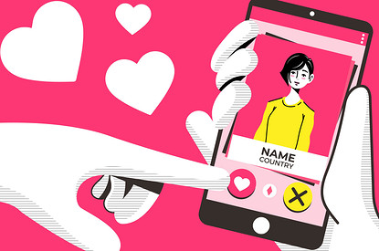 «Принес на первое свидание 5 кг красной рыбы. Женаты 3 года»: истории людей, которых свел Тиндер