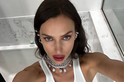 Ирина Шейк потрясла своим откровенным нарядом на Каннском кинофестивале