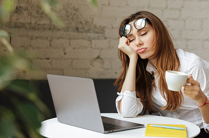 7 продуктов, которые помогут взбодриться во время работы