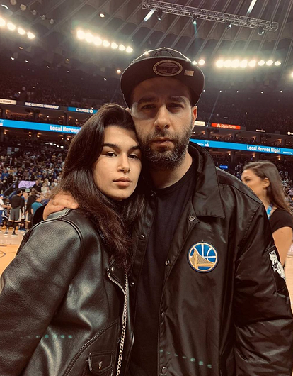 Дочь Ивана Урганта продемонстрировала фигуру в прозрачном платье