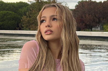 Валя Карнавал впервые прокомментировала слухи о разрыве с Сашей Стоуном