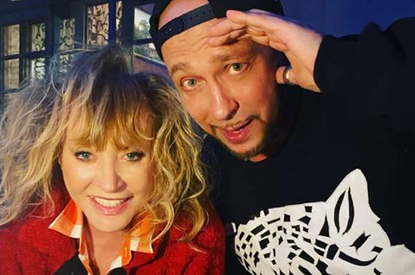 Обнажила бедра: модельер Гуляев выложил снимок помолодевшей Пугачевой