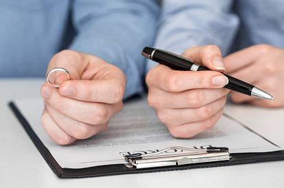 Развод и тапочки по почте: как правильно подготовиться к суду о разделе имущества