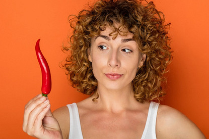 «А ребенку точно ничего не будет?»: можно ли есть острое при беременности