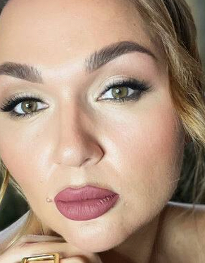 Звезда Comedy Woman Надежда Ангарская стала мамой во второй раз