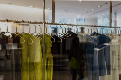 Вместо Bershka: в России открылся первый магазин ECRU