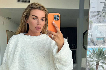 Страстное примирение: Анна Седокова воссоединилась с мужем после скандала