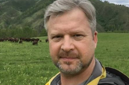 Телеведущему Валдису Пельшу провели срочную операцию