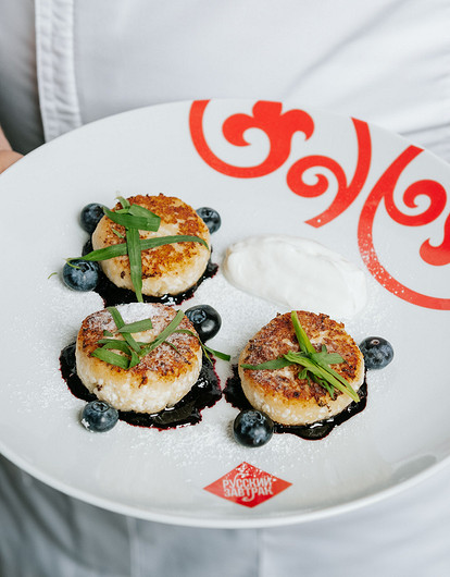 Не просто сырники: 4 оригинальных рецепта блюд из творога на завтрак