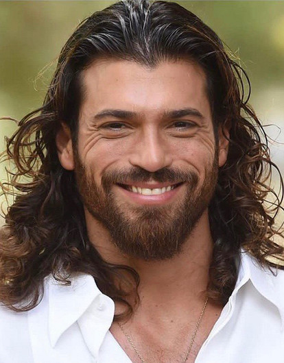 Демет Оздемир и Джан Яман: судьбоносный сериал для турецких актеров и главные события в их личной жизни