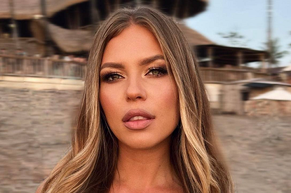 Появилась в купальнике: Рита Дакота показала несовершенства своего тела