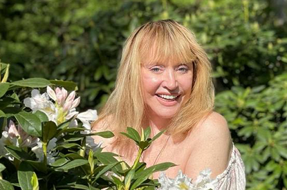 Изменилась до неузнаваемости: Алла Пугачева увеличила губы за границей (фото)