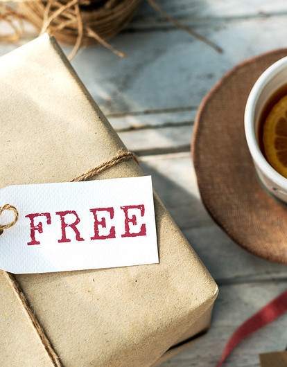 Надо брать: 7 способов получать товары и услуги бесплатно