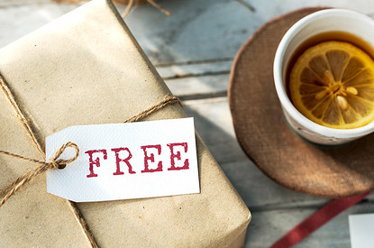 Надо брать: 7 способов получать товары и услуги бесплатно