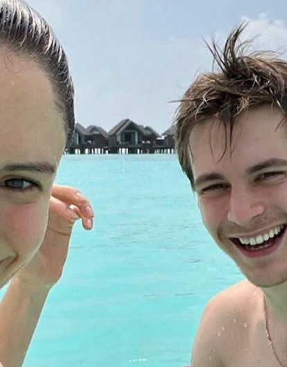 Семейный кадр: Диана Пожарская и Иван Янковский впервые показали лицо сына