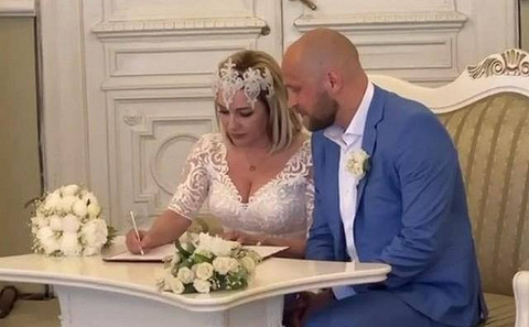 В Сети появились первые кадры со свадьбы Татьяны Булановой