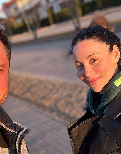 Новая супруга Павла Прилучного показала, как выглядит без макияжа