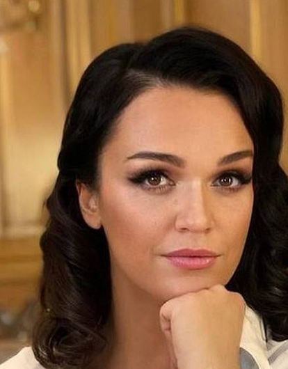 Певица Слава похвасталась новой квартирой в центре Москвы