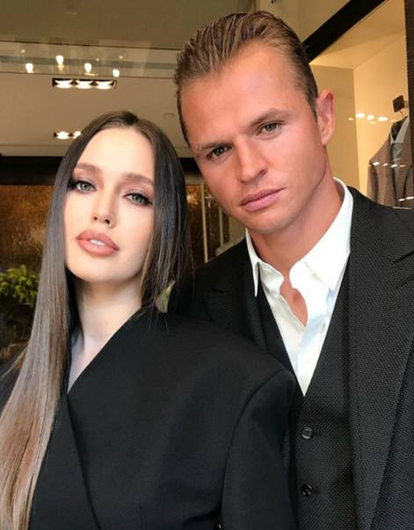 Хочет покинуть дом, построенный Бузовой: жена Дмитрия Тарасова похвасталась новой квартирой в Москве