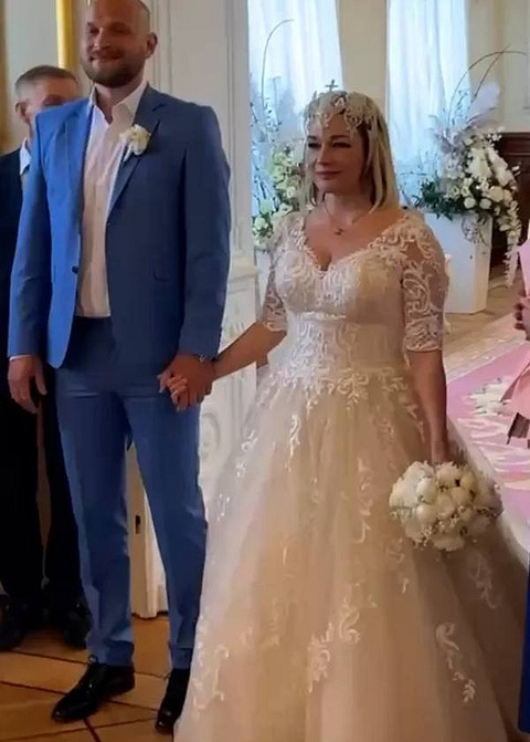 Раскрыта стоимость свадебного платья Татьяны Булановой