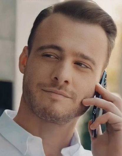 Стало известно, кто сыграет Серкана Болата в российской версии «Постучись в мою дверь»