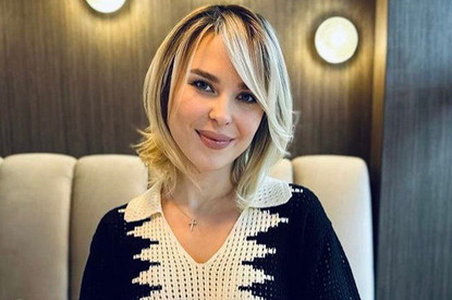 Пелагее — 37 лет: 37 сценических костюмов певицы с wow-эффектом