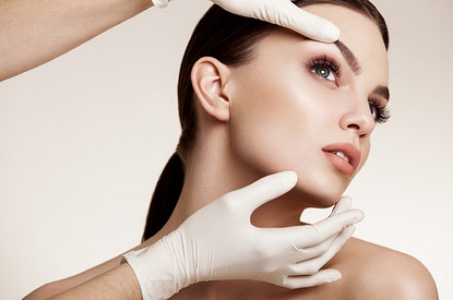 Верните, как было: 4 пластических операции, от которых сегодня все чаще отказываются