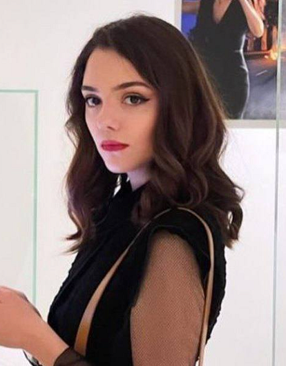 Евгения Медведева попала в аварию