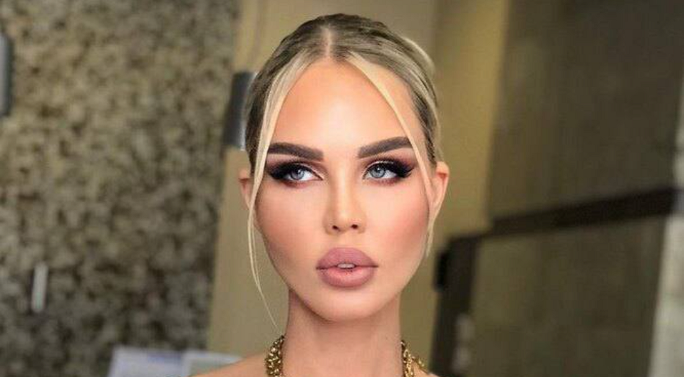 Мария Погребняк оставила детей на бывшего мужа и улетела в отпуск с новым бойфрендом