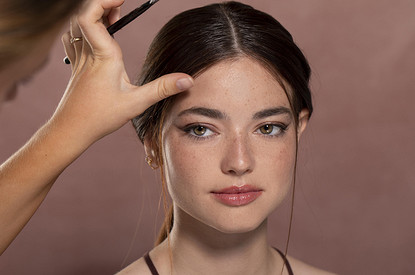 Макияж, который точно оттолкнет любого мужчину