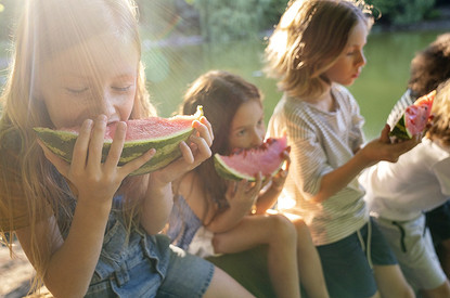 Как правильно выбрать спелый и сладкий арбуз: 7 полезных советов