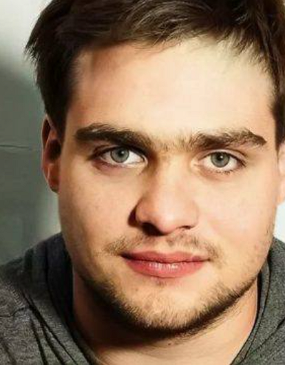 Сына Михаила Ефремова выписали из больницы