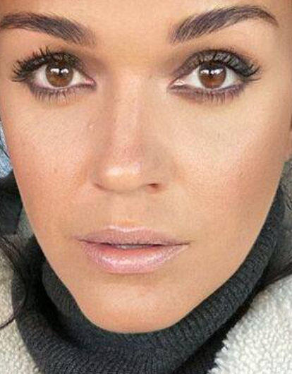 Ошибка врачей: певица Слава рассказала, как чуть не погибла во время родов