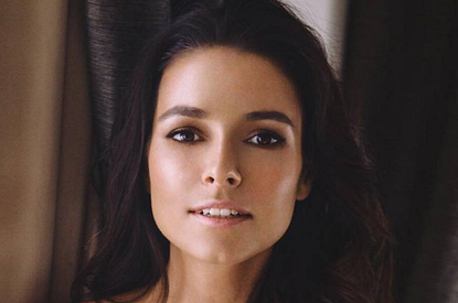 Ирена Понарошку выходит замуж (фото)