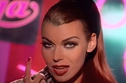 Секс-символ 90-х: как менялся стиль Лады Дэнс