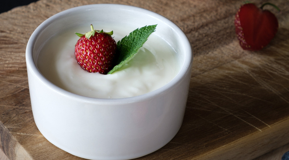 Так ли полезен твой любимый йогурт: факты, которые важно узнать, прежде чем покупать