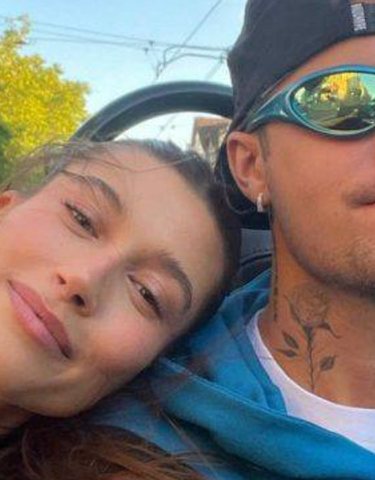 Хейли Бибер появилась на публике после слухов о беременности