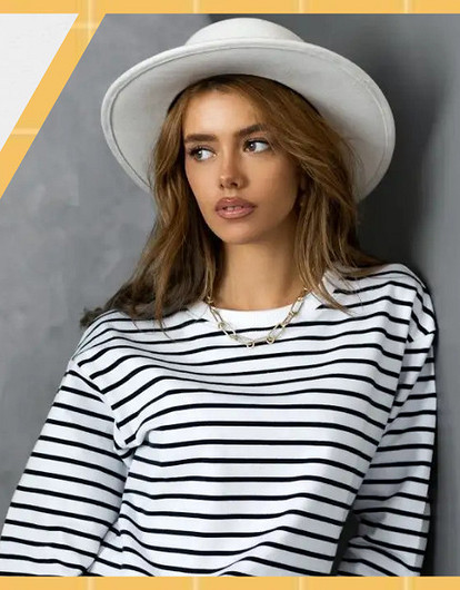 Все на борт: 5 образов с тельняшкой, которые всегда выглядят свежо и стильно