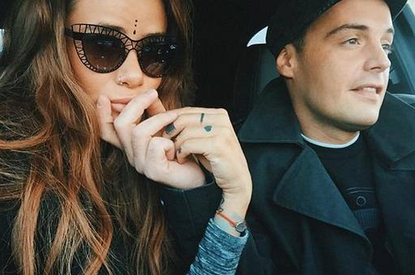 На рэпера Гуфа и Айзу с детьми напал вооруженный мужчина