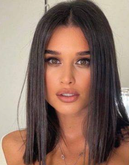 Ксения Бородина показала стройную фигуру в белье (фото)