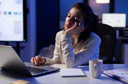 Эти 9 признаков говорят о неотработанном кармическом долге (бонус: советы по проработке)