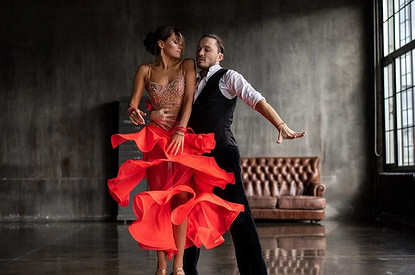 Танго втроем: 7 подсказок, которые помогут узнать, есть ли у мужа любовница