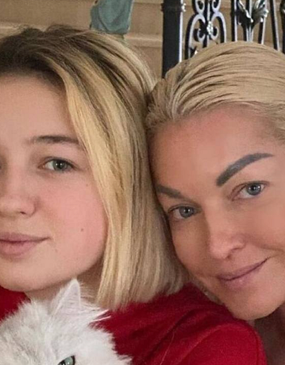 Анастасию Волочкову не пригласили на 18-летие единственной дочери