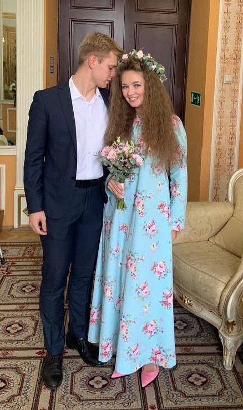 «Радость»: приемная дочь Дмитрия Певцова и Ольги Дроздовой вышла замуж