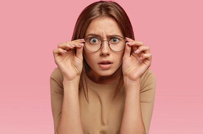 Близорукость: как улучшить зрение без очков и операции