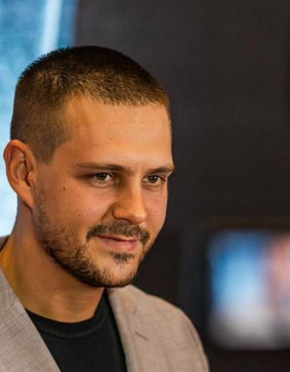 Сменил имидж: Милош Бикович перекрасил волосы и стал блондином