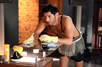 Что должен мужчина делать по дому: обязанности, которые он сделает лучше тебя