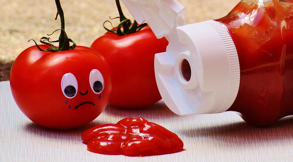 Как отстирать кетчуп: 7 способов спасти от пятен любую ткань