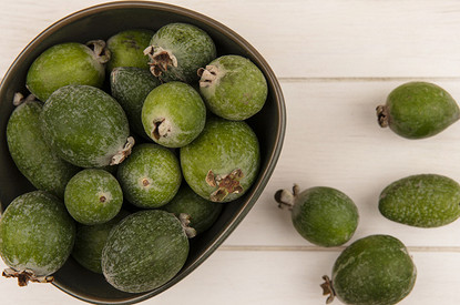 Как правильно есть фейхоа: инструкция и рецепты с экзотическим плодом