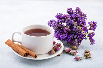 Успокоительные чаи для нервной системы: 10 самых полезных